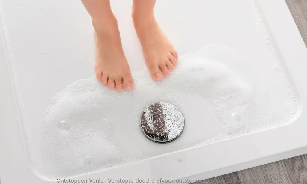 Verstopte douche afvoer ontstoppen Venlo: zelf doen of bellen?